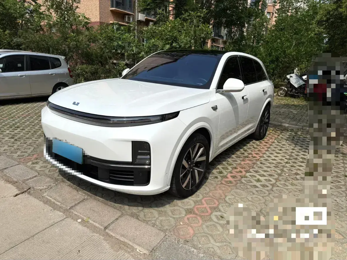 2023 Li L7 Range Extended 154HP REEV 40.9KWH