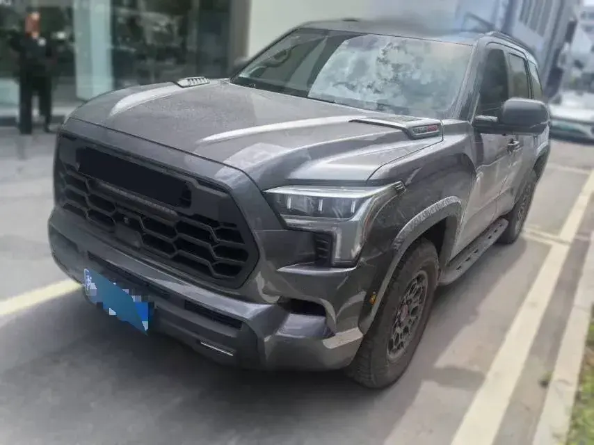 2023 HongQi E-QM5 BEV 82KWH