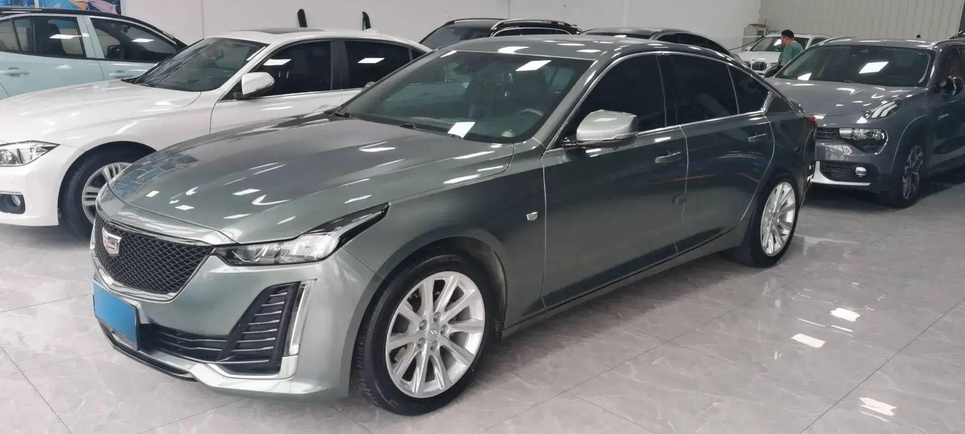 2021 Cadillac CT5 2.0T 237HP L4 10AT