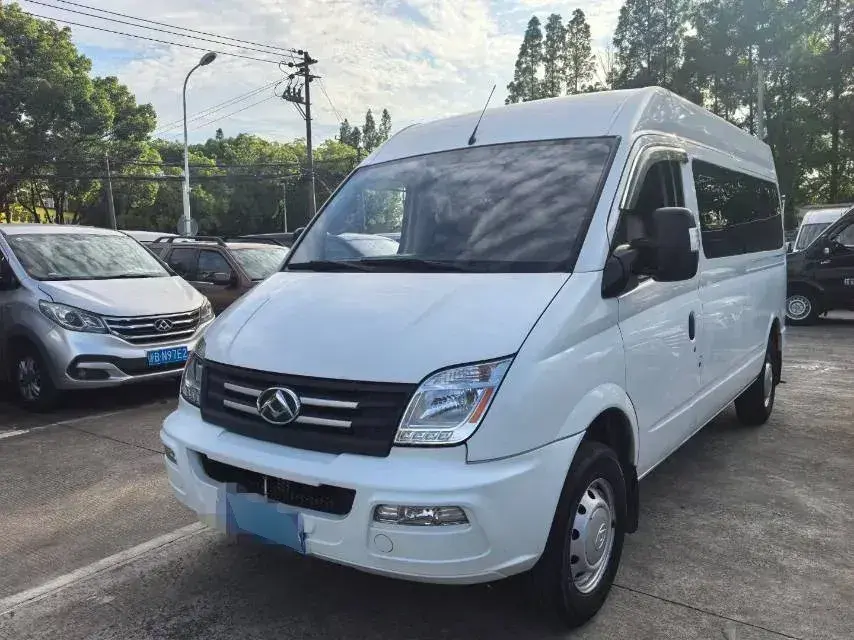 2021 MAXUS XinTu V80 2.0T 127HP L4 6AMT