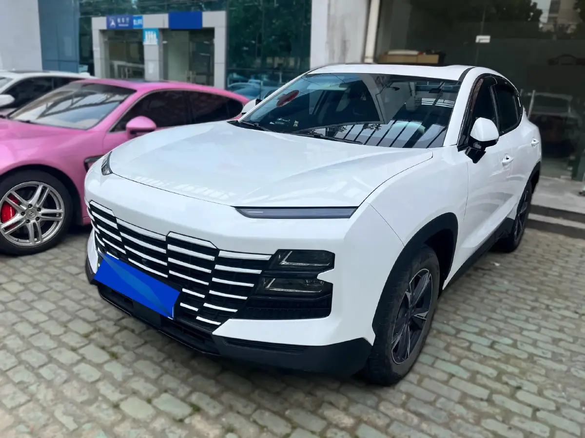 2024 Jetour DASHING 1.5T 156HP L4 6DCT