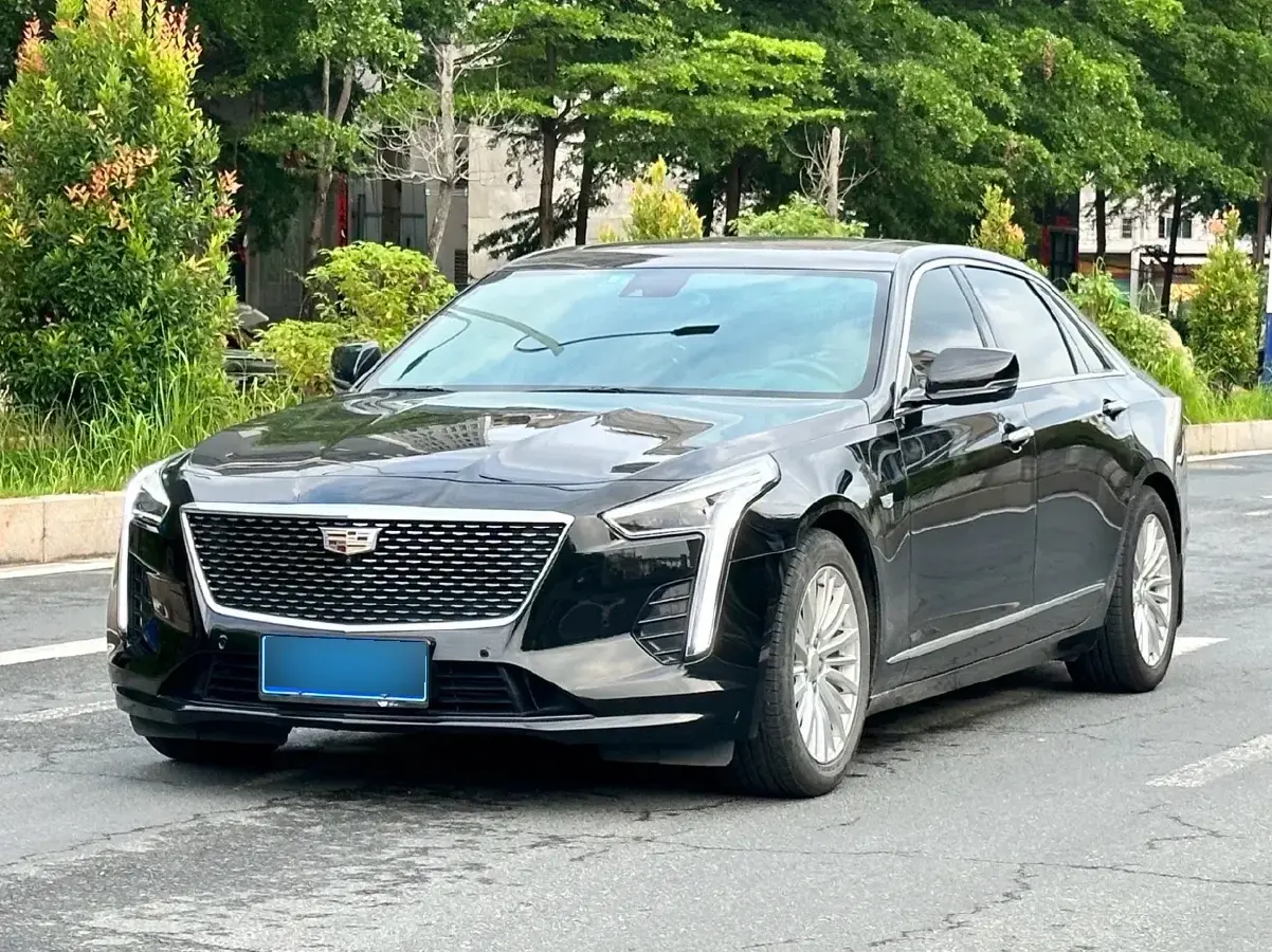 2022 Cadillac CT6 2.0T 237HP L4 10AT