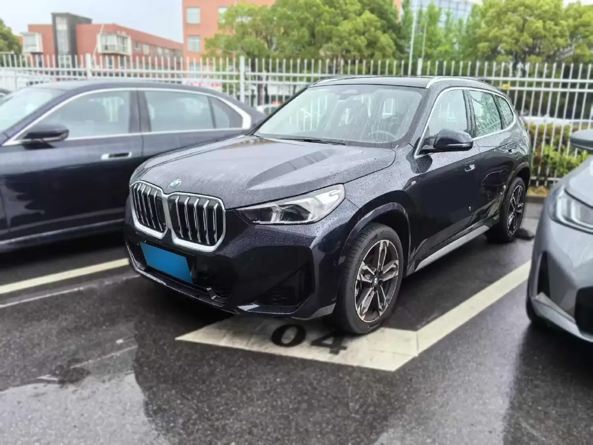 2023 BMW X1 2.0T 204HP L4 7DCT
