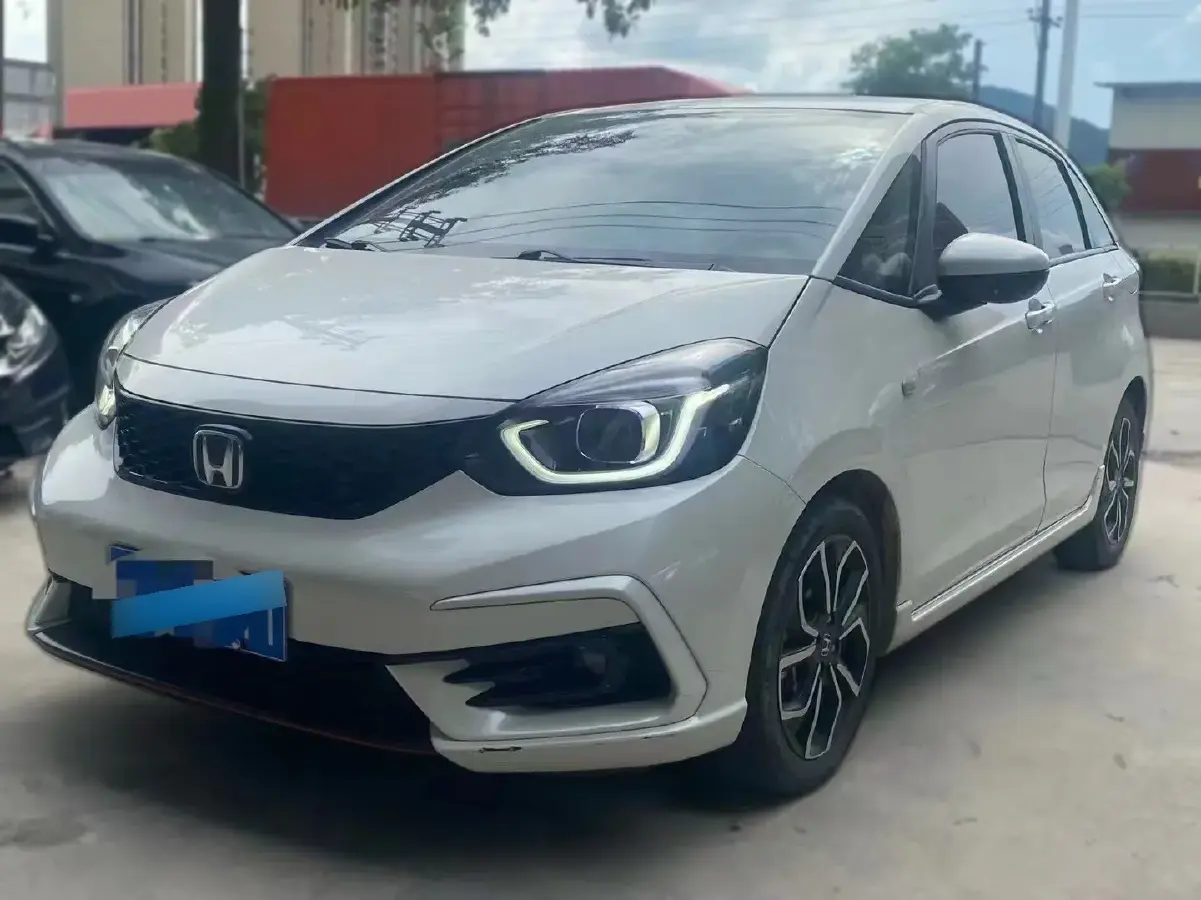 2023 Honda Life 1.5L 124HP L4 CVT