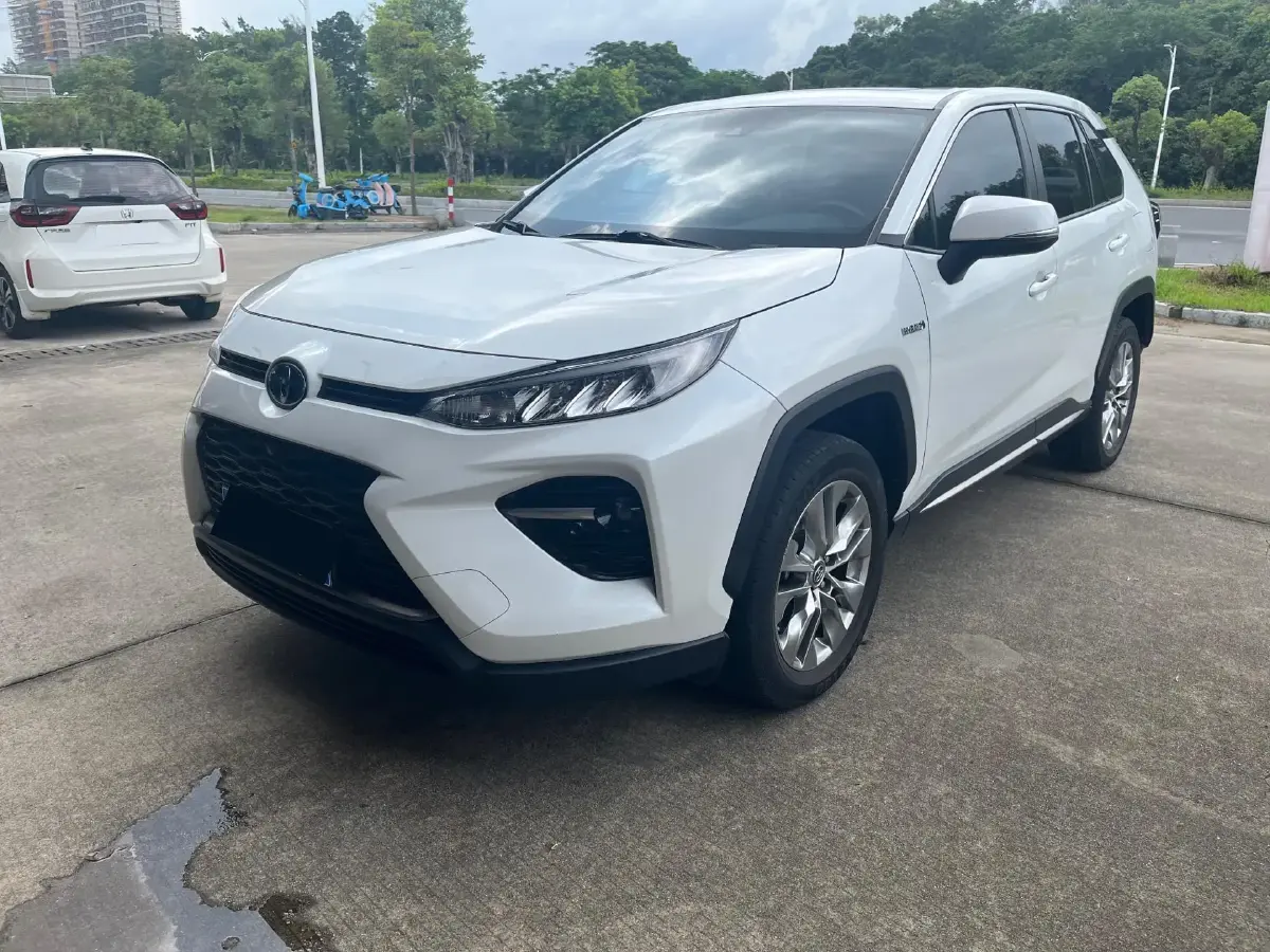 2022 Toyota Wildlander 2.5L 178HP L4 E-CVT Hybrid