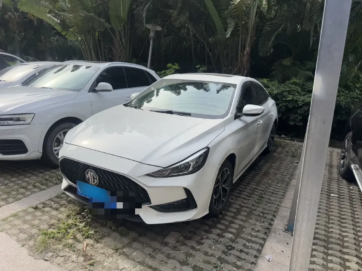 2021 MG 5 1.5L 120HP L4 CVT