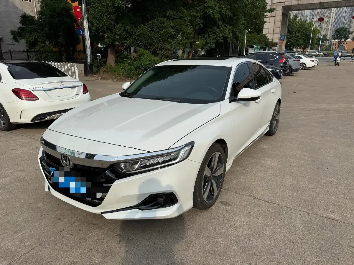 2022 Honda Accord 1.5T 194HP L4 CVT
