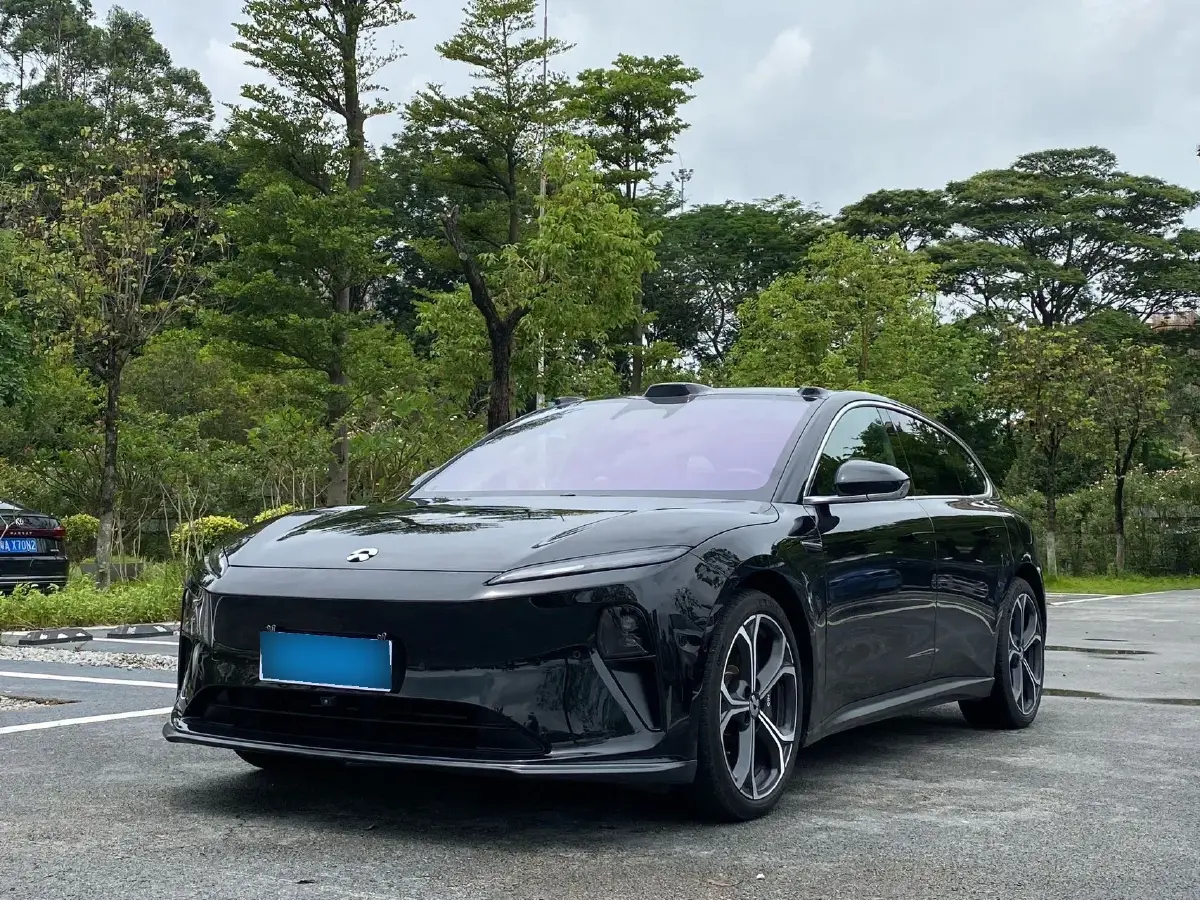 2024 NIO ET5T BEV 75KWH