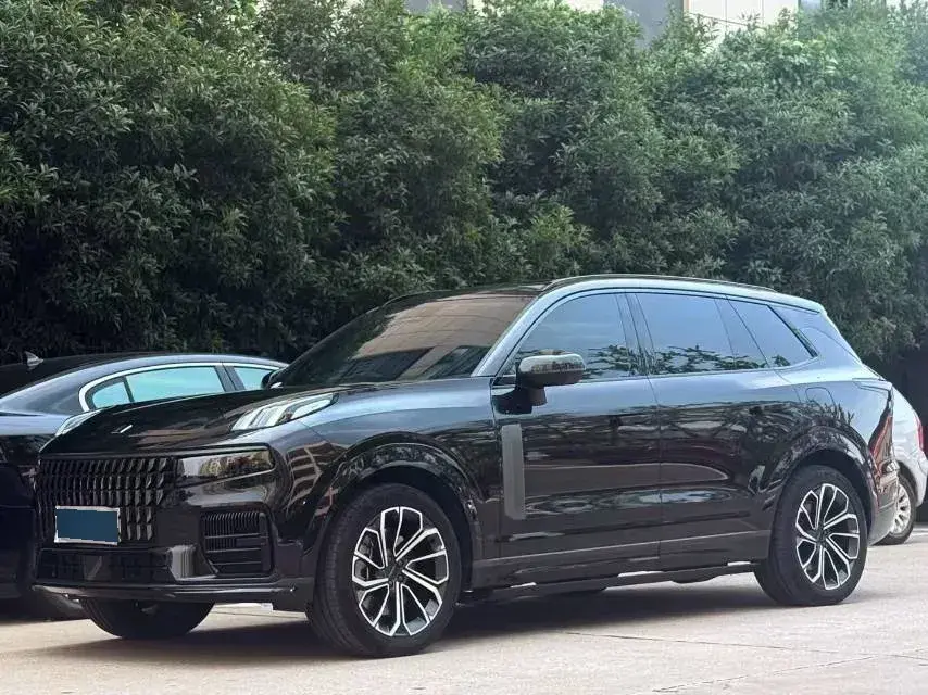 2023 LYNK&CO 09 EM-P 2.0T 254HP L4 3DHT PHEV 40.1KWH