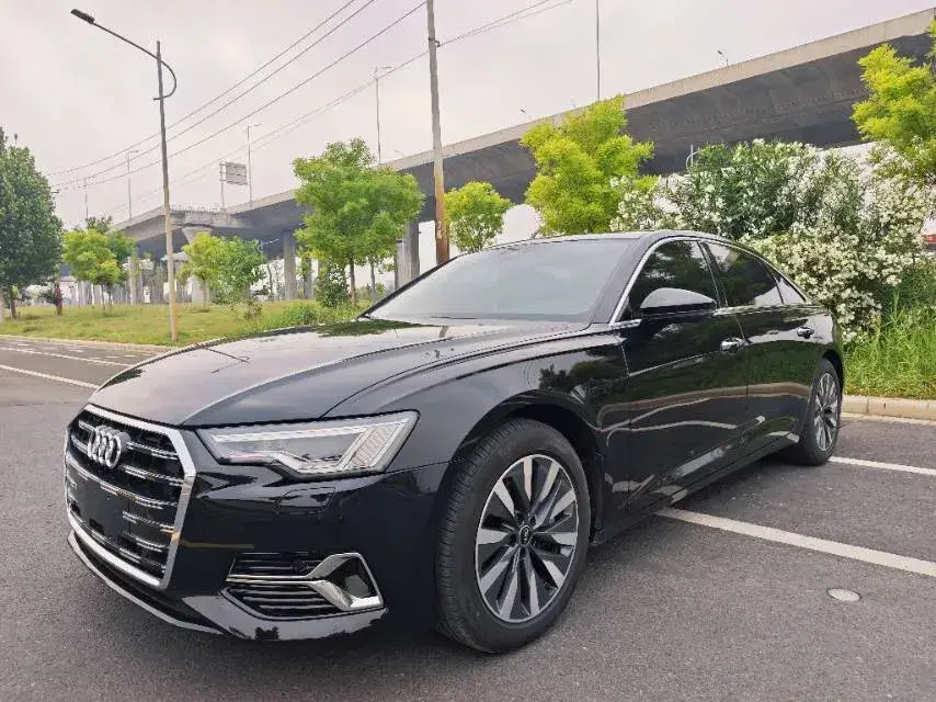 2022 Audi A6L 2.0T 224HP L4 7DCT