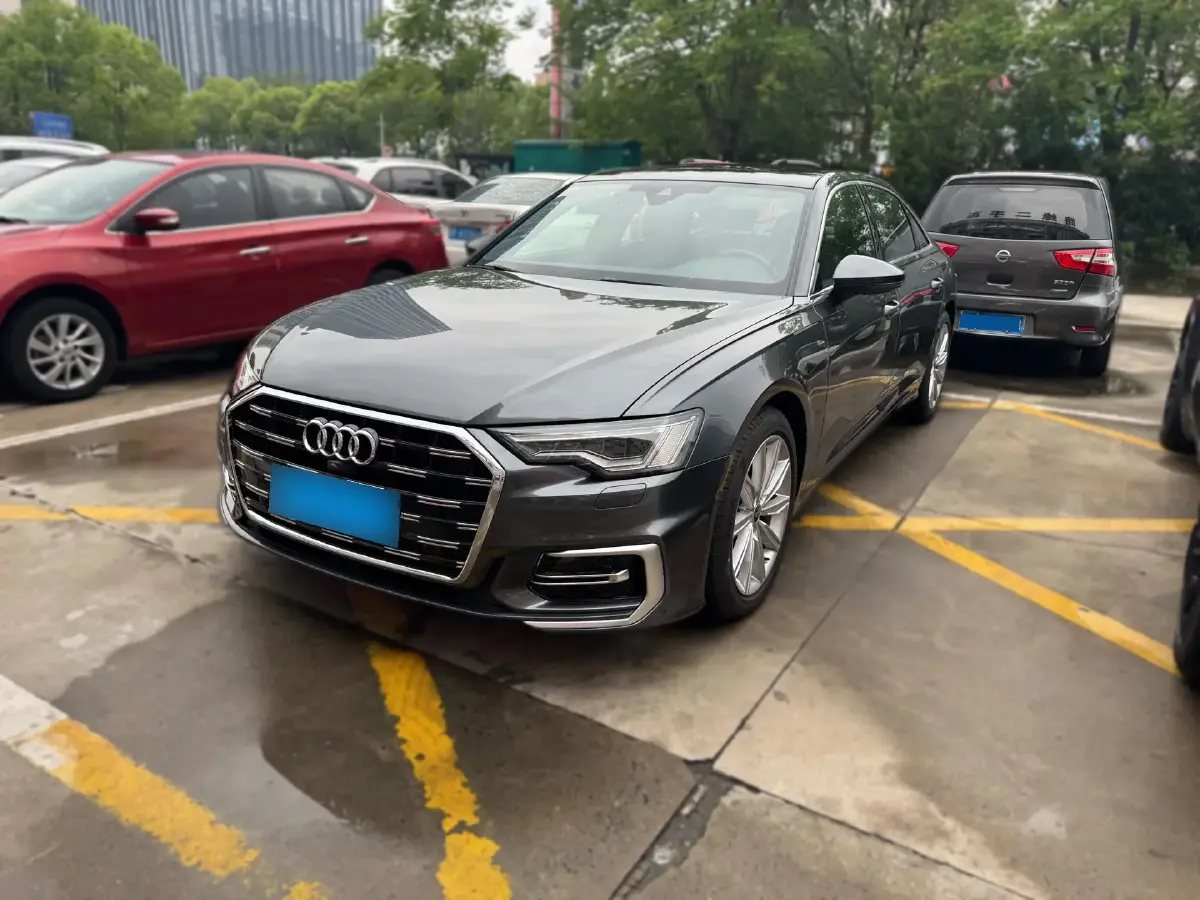 2024 Audi A6L 2.0T 245HP L4 7DCT