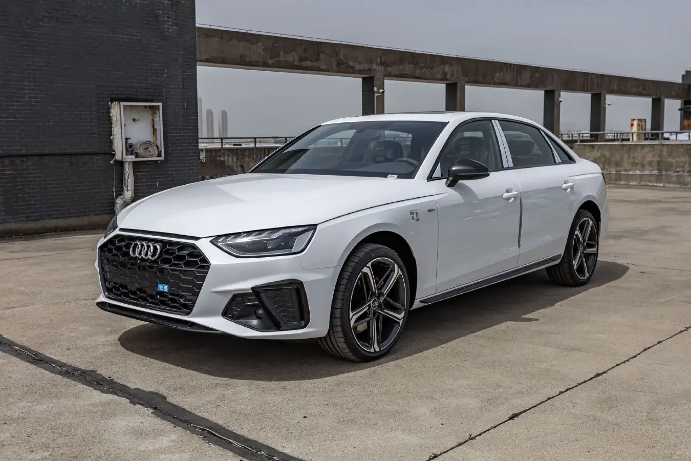 2025 Audi A4L 2.0T 190HP L4 7DCT