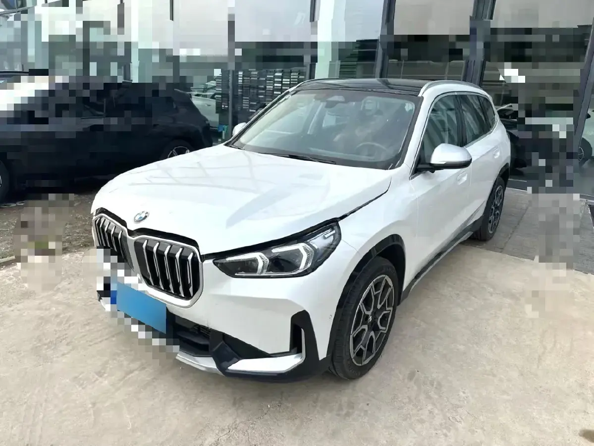 2023 BMW X1 2.0T 204HP L4 7DCT