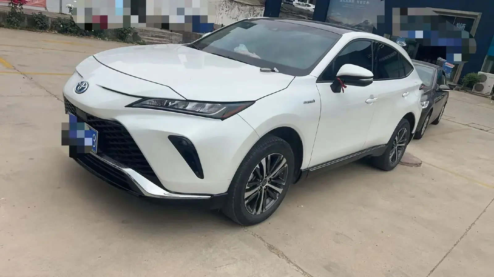 2022 Toyota Venza 2.5L 178HP L4 E-CVT Hybrid