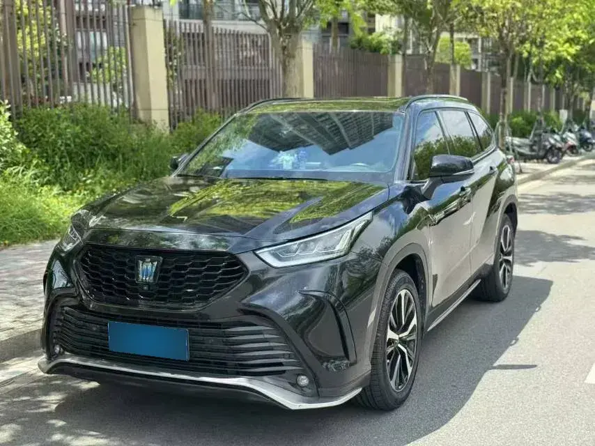 2022 Toyota Crown Kluger 2.5L 192HP L4 E-CVT Hybrid