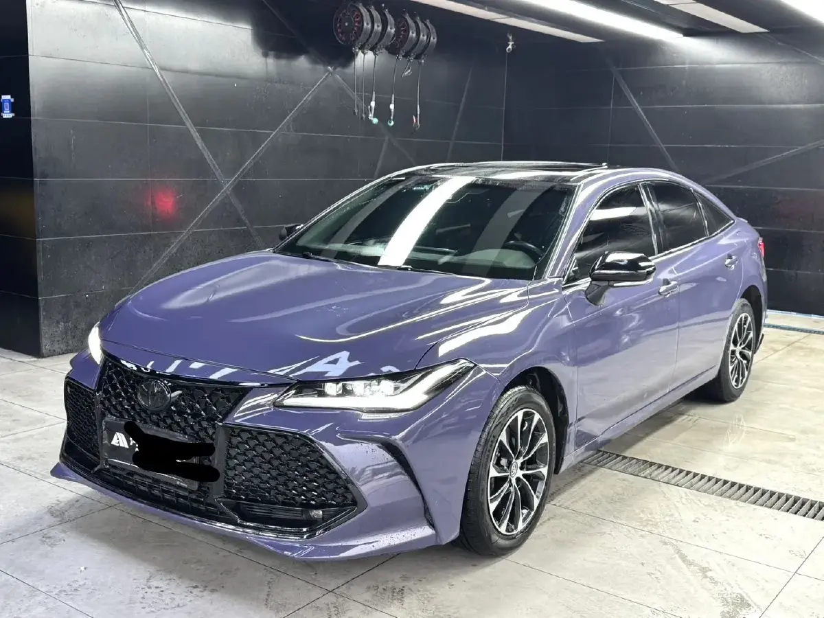 2022 Toyota Avalon 2.5L 209HP L4 8AT