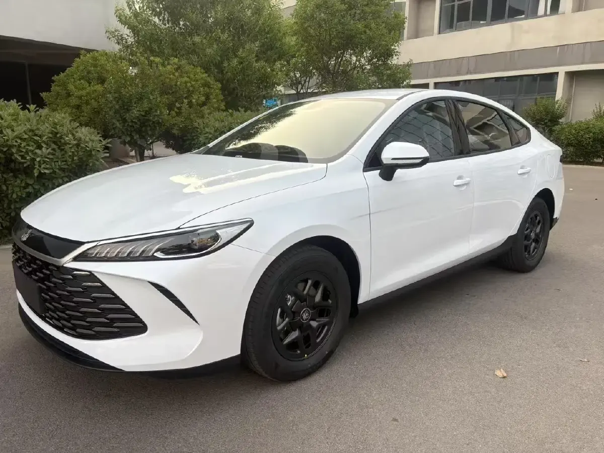 2025 BYD Qin Plus 1.5L 101HP L4 E-CVT PHEV 7.68KWH