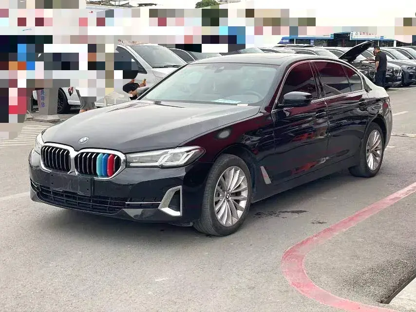2022 BMW 5 Series 2.0T 184HP L4 8AT