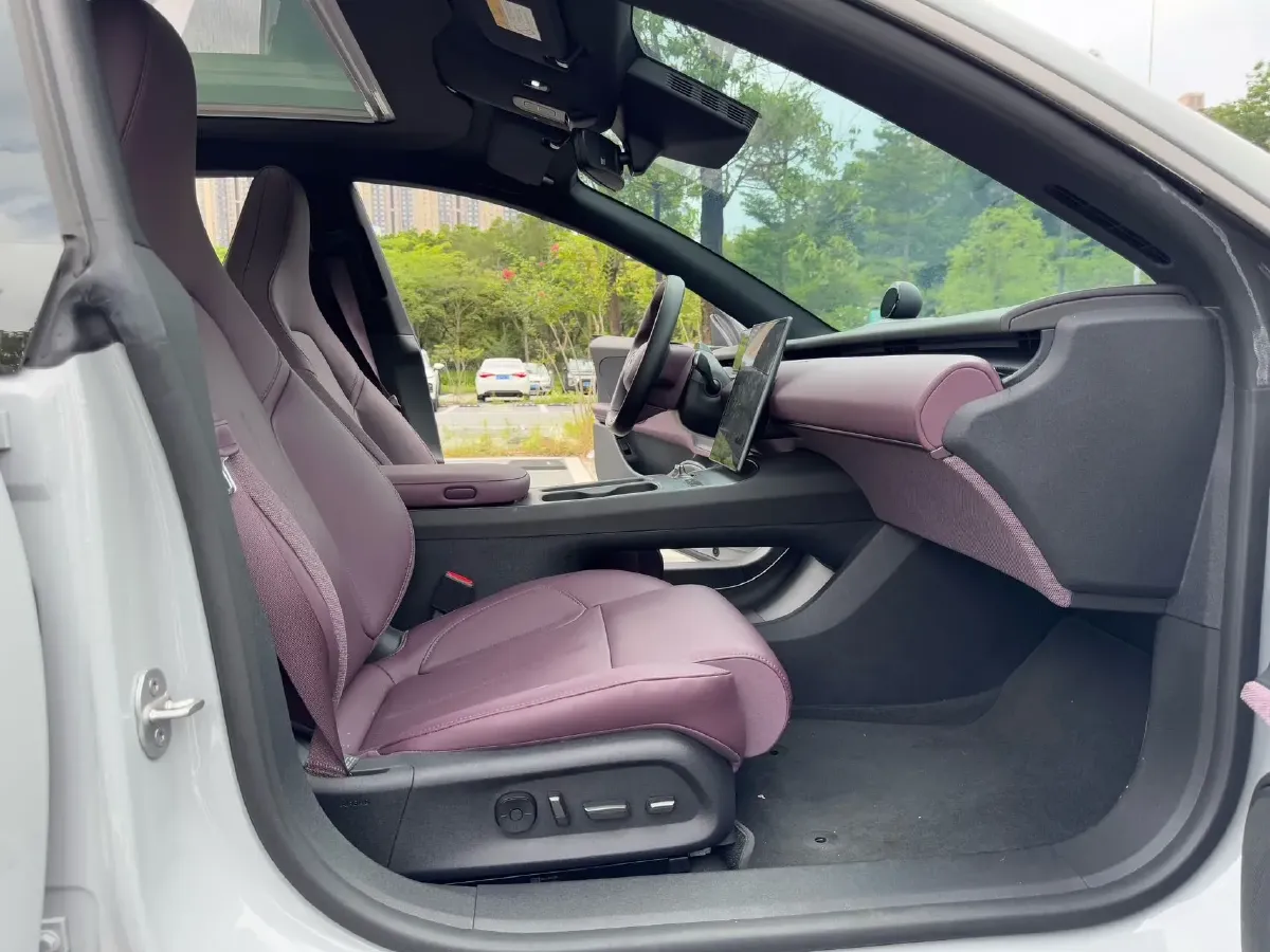 2024 NIO ET5T BEV 75KWH,autocango,china used car exporter,china ev exporter,chinese used car exporter,chinese used ev exporter