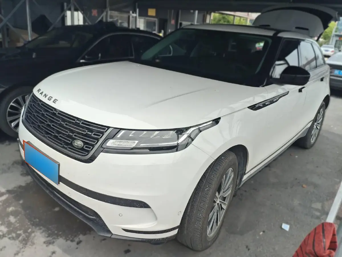 2024 Land Rover Range Rover Velar 2.0T 250HP L4 8AT