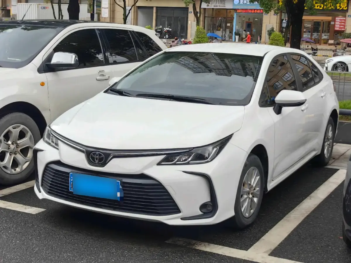 2021 Toyota Corolla 1.2T 116HP L4 CVT