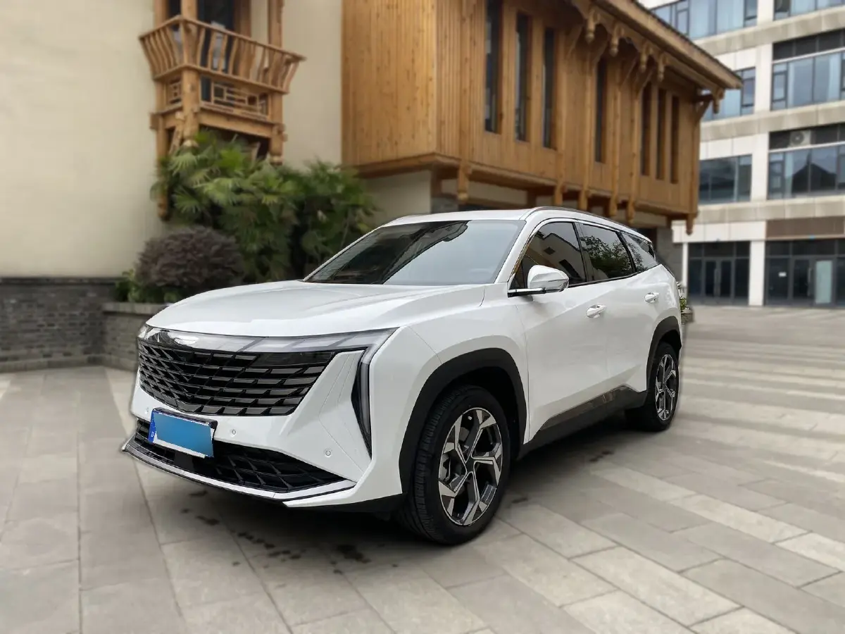 2023 Geely StarRay 1.5T 181HP L4 7DCT