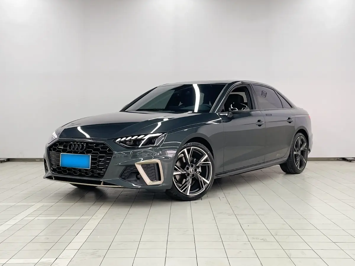 2024 Audi A4L 2.0T 190HP L4 7DCT