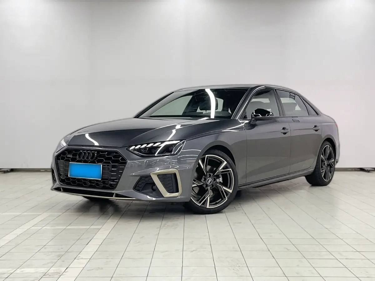 2024 Audi A4L 2.0T 190HP L4 7DCT