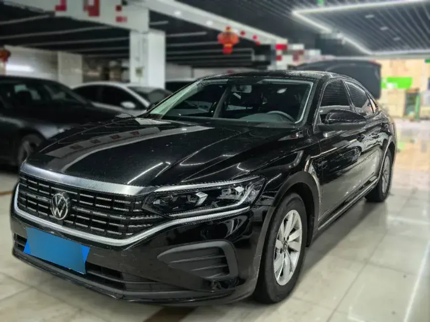 2023 Volkswagen Passat 1.4T 150HP L4 7DCT