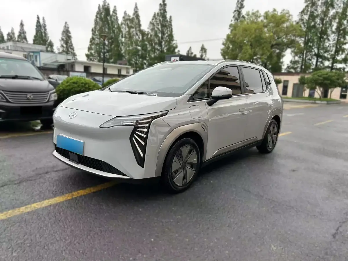 2023 Aion Y BEV 61.7KWH
