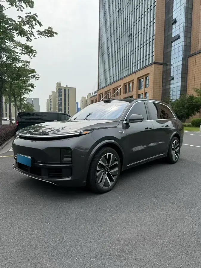 2024 Li L8 Range Extended 154HP REEV 52.3KWH