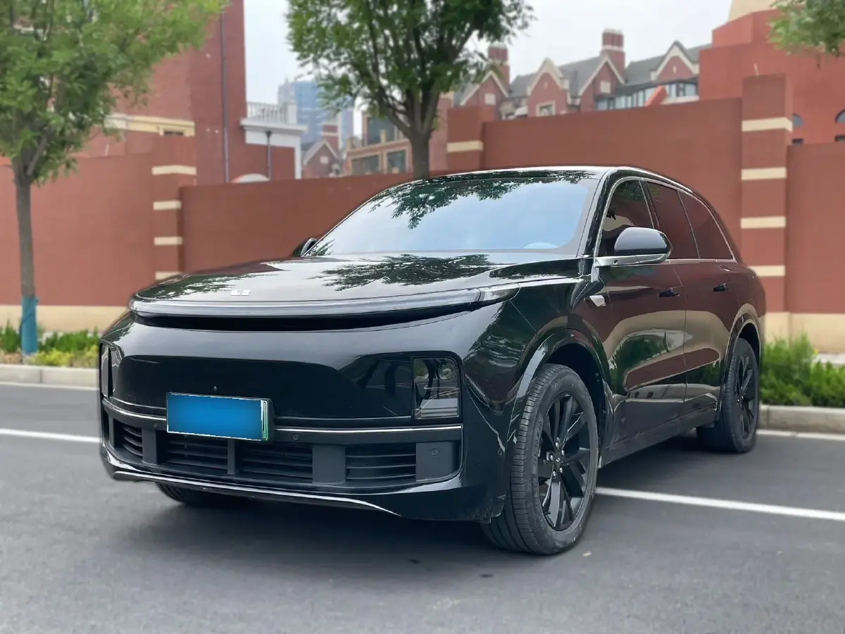 2023 Li L8 Range Extended 154HP REEV 40.9KWH