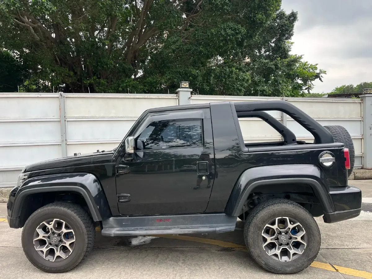 2021 Beijing F40 2.0T 224HP L4 8AT,autocango,china used car exporter,china ev exporter,chinese used car exporter,chinese used ev exporter