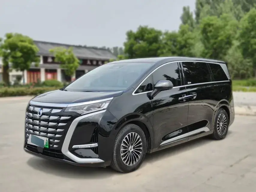 2024 Denza D9 1.5T 139HP L4 E-CVT PHEV 40KWH