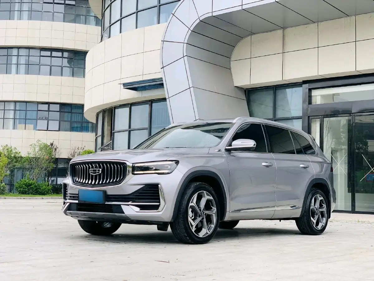 2024 Geely Monjaro 2.0T 238HP L4 8AT