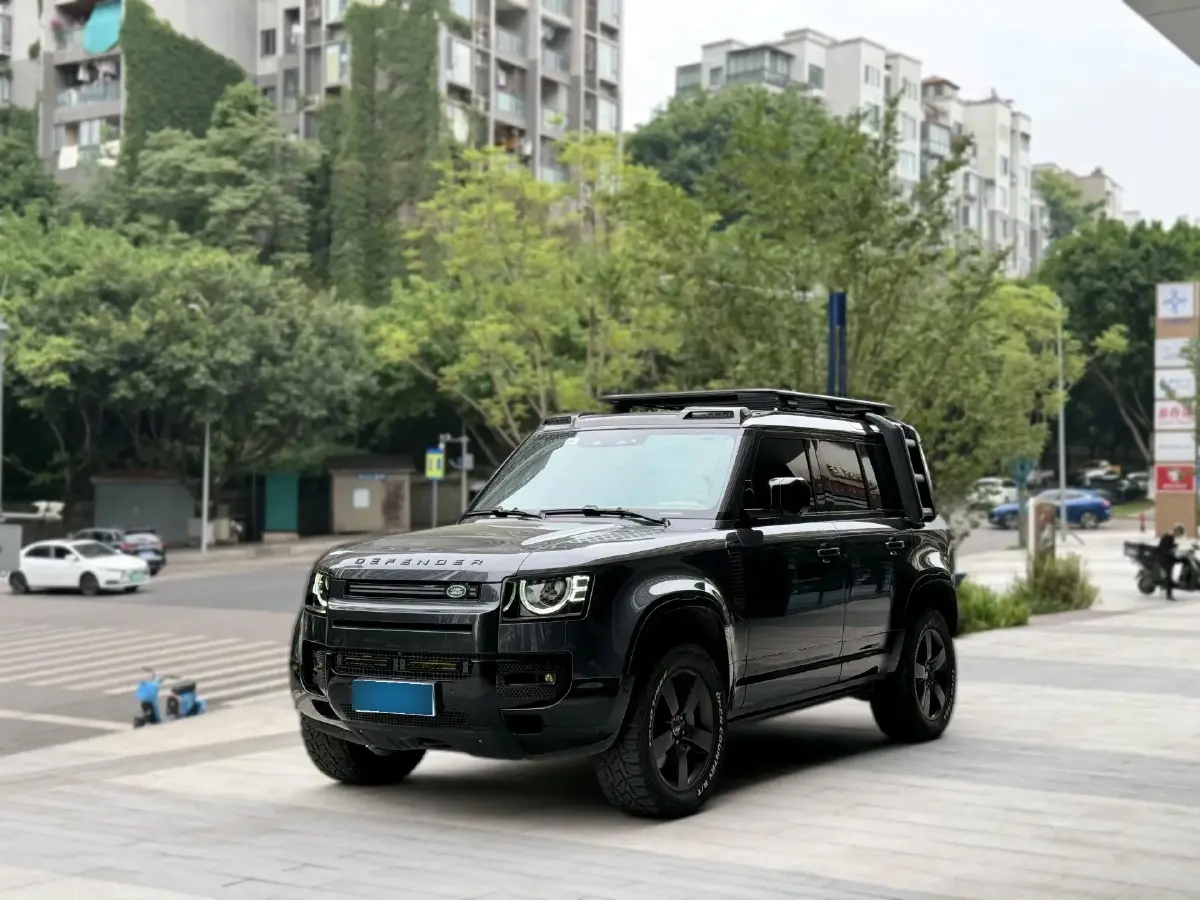 2024 Land Rover Defender 3.0T 400HP L6 8AT
