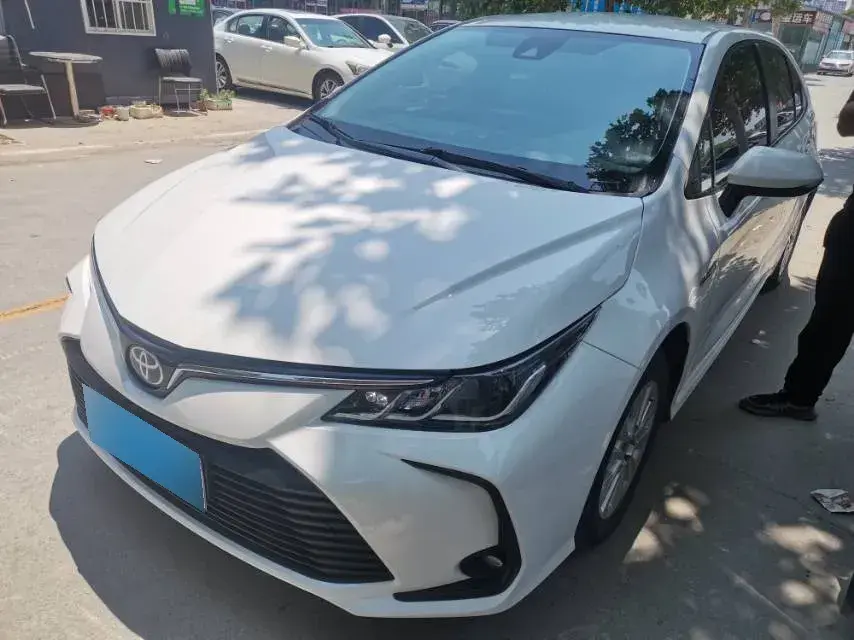 2022 Toyota Corolla 1.8L 98HP L4 E-CVT Hybrid 2022 Toyota Corolla 1.8L 98HP L4 E-CVT Hybrid