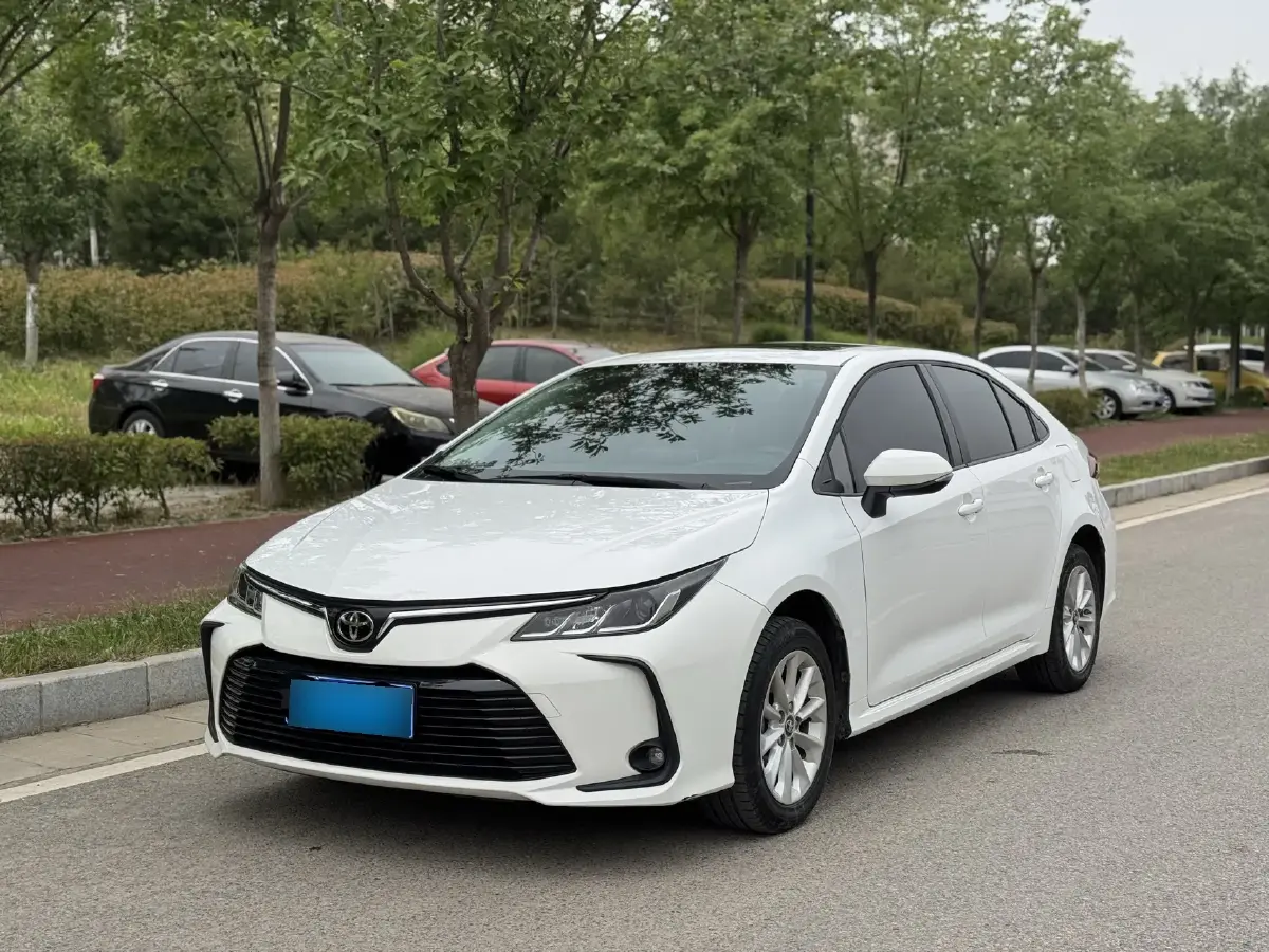 2021 Toyota Corolla 1.2T 116HP L4 CVT