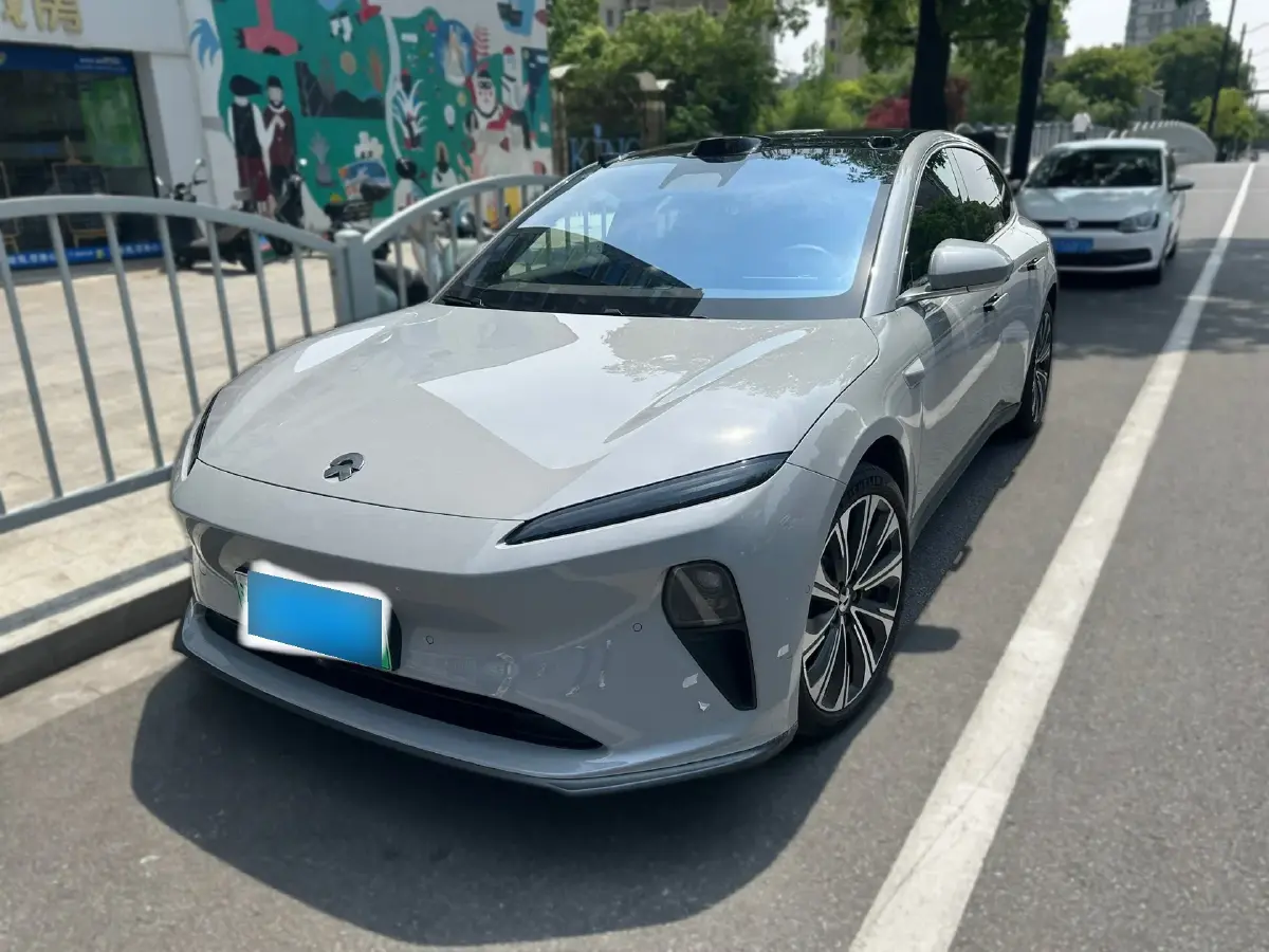 2024 NIO ET5T BEV 75KWH