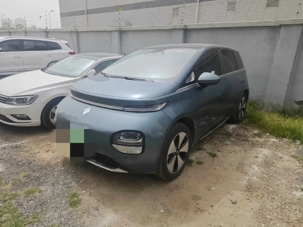 2023 BaoJun Cloud BEV 50.6KWH