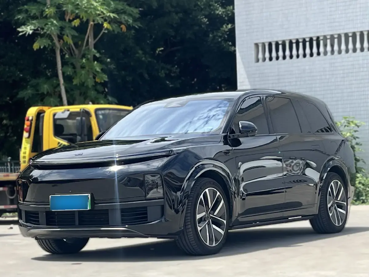 2023 Li L9 Range Extended 154HP REEV 42.6KWH