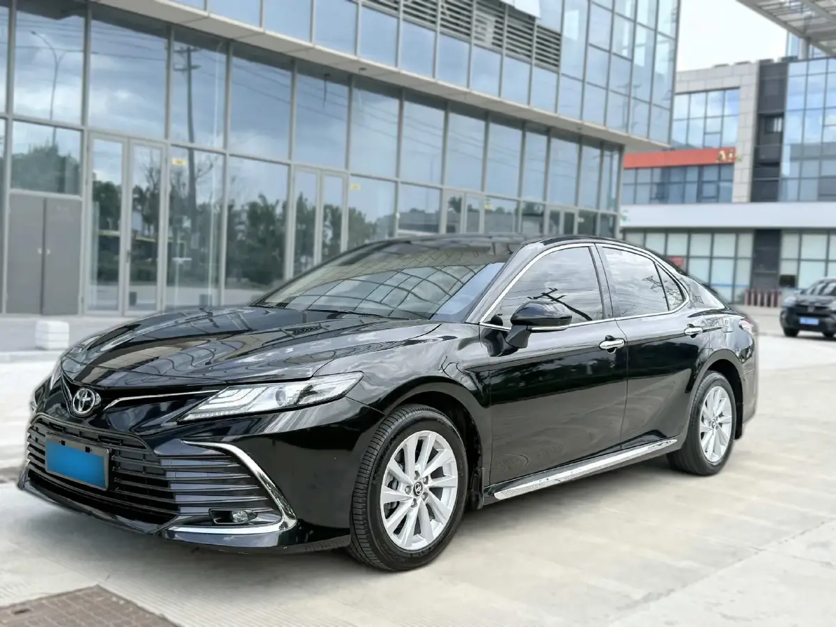 2021 Toyota Camry 2.0L 178HP L4 CVT