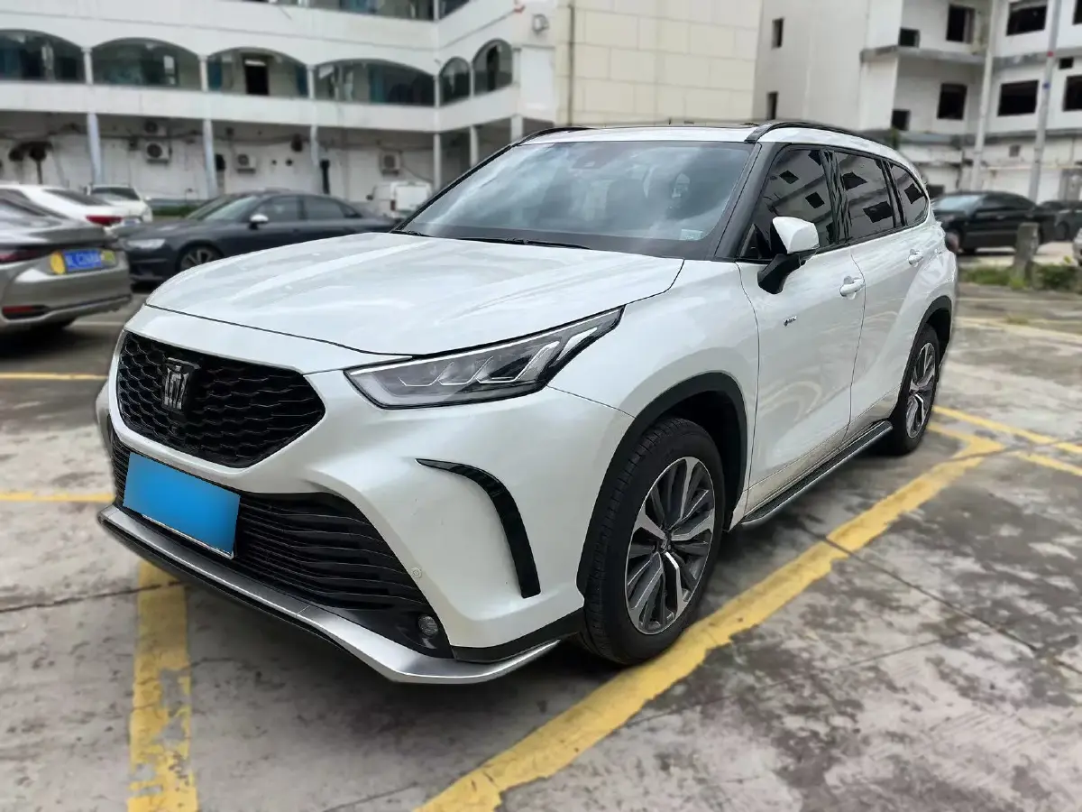 2024 Toyota Crown Kluger 2.5L 189HP L4 E-CVT Hybrid