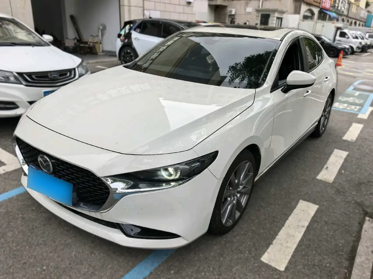 2023 Mazda 3 Axela 2.0L 158HP L4 6AT