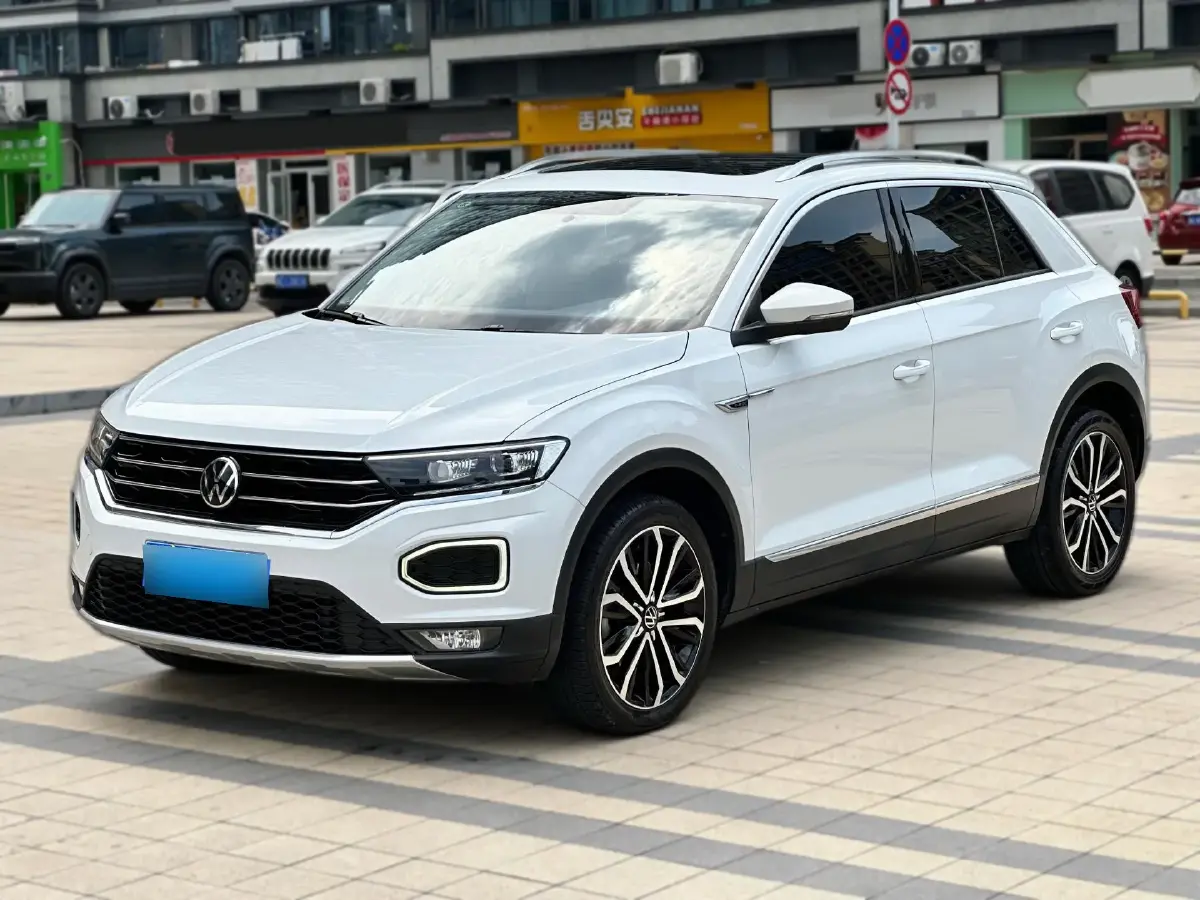 2021 Volkswagen T-Roc 1.4T 150HP L4 7DCT