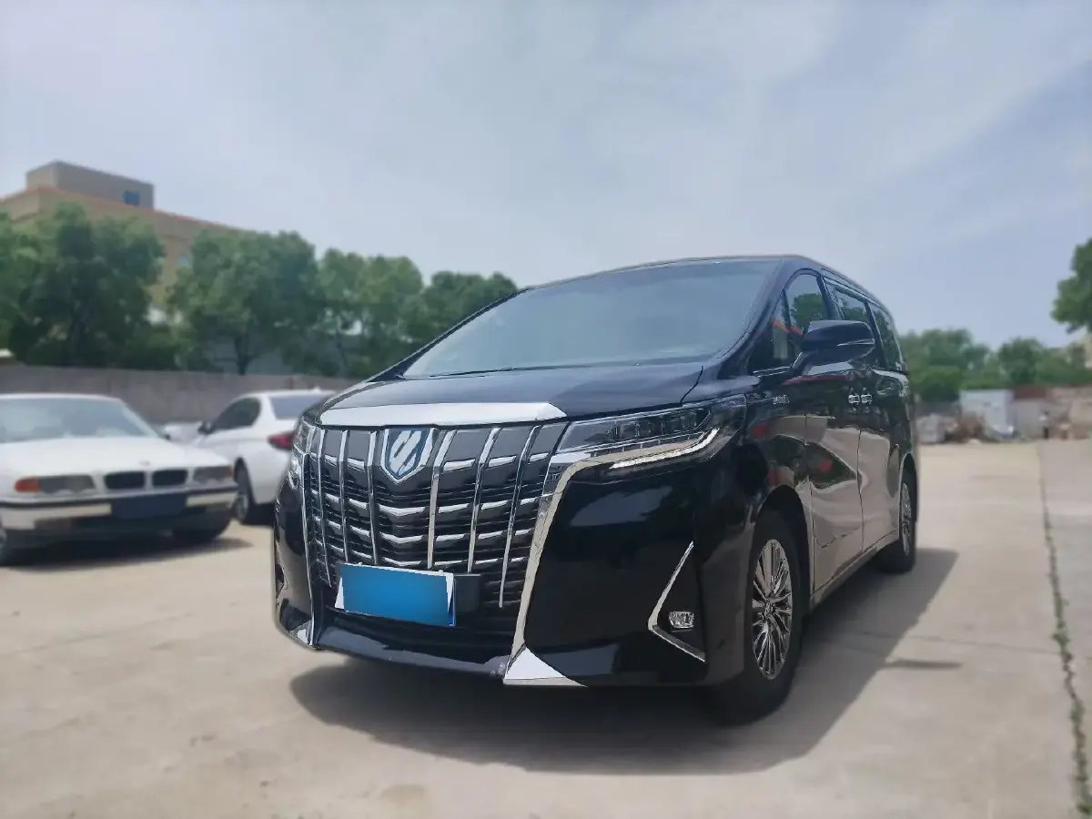 2021 Toyota Alphard 2.5L 117HP L4 E-CVT Hybrid