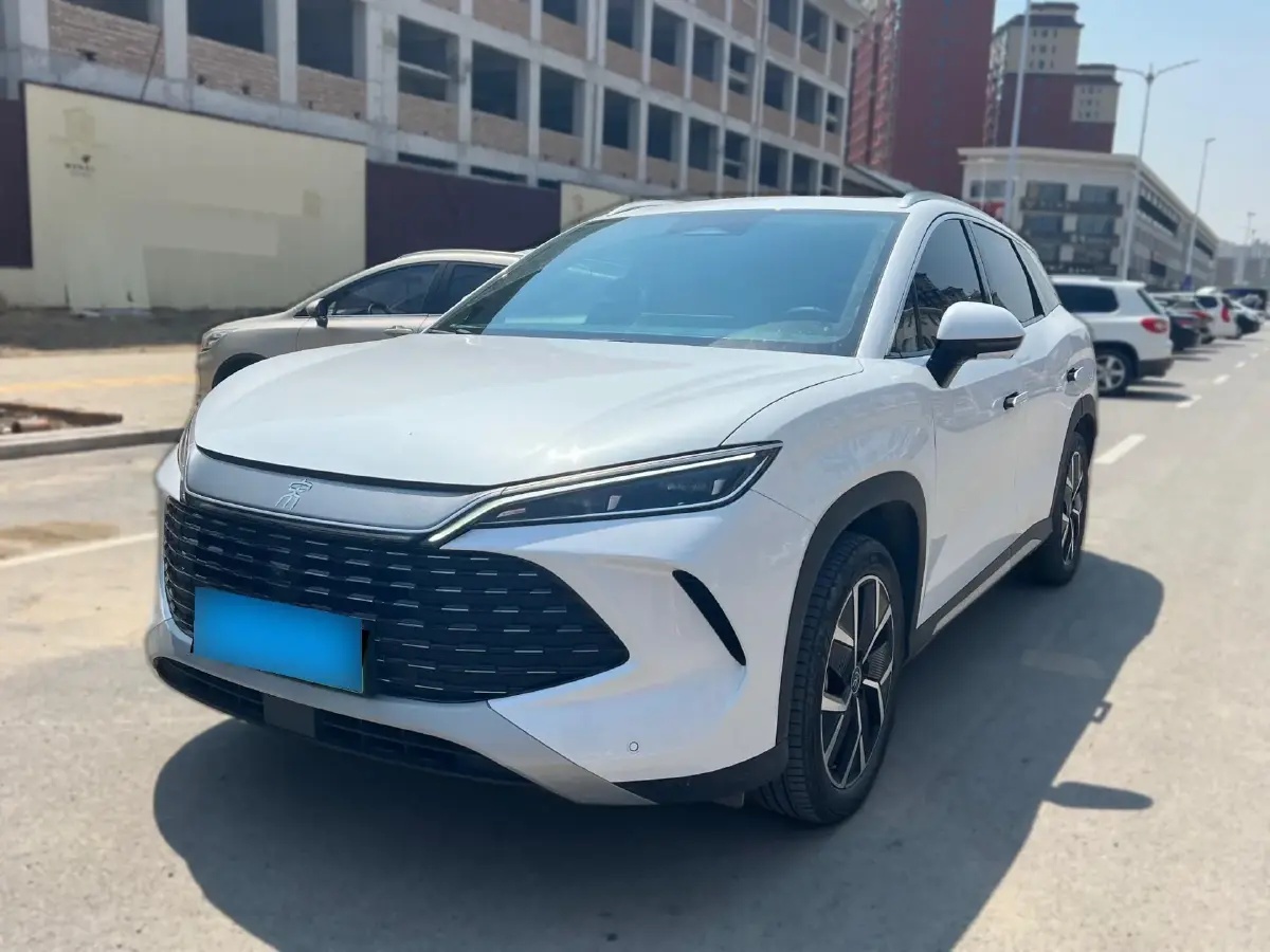 2024 BYD SongL DM-i 1.5L 101HP L4 E-CVT PHEV 26.6KWH