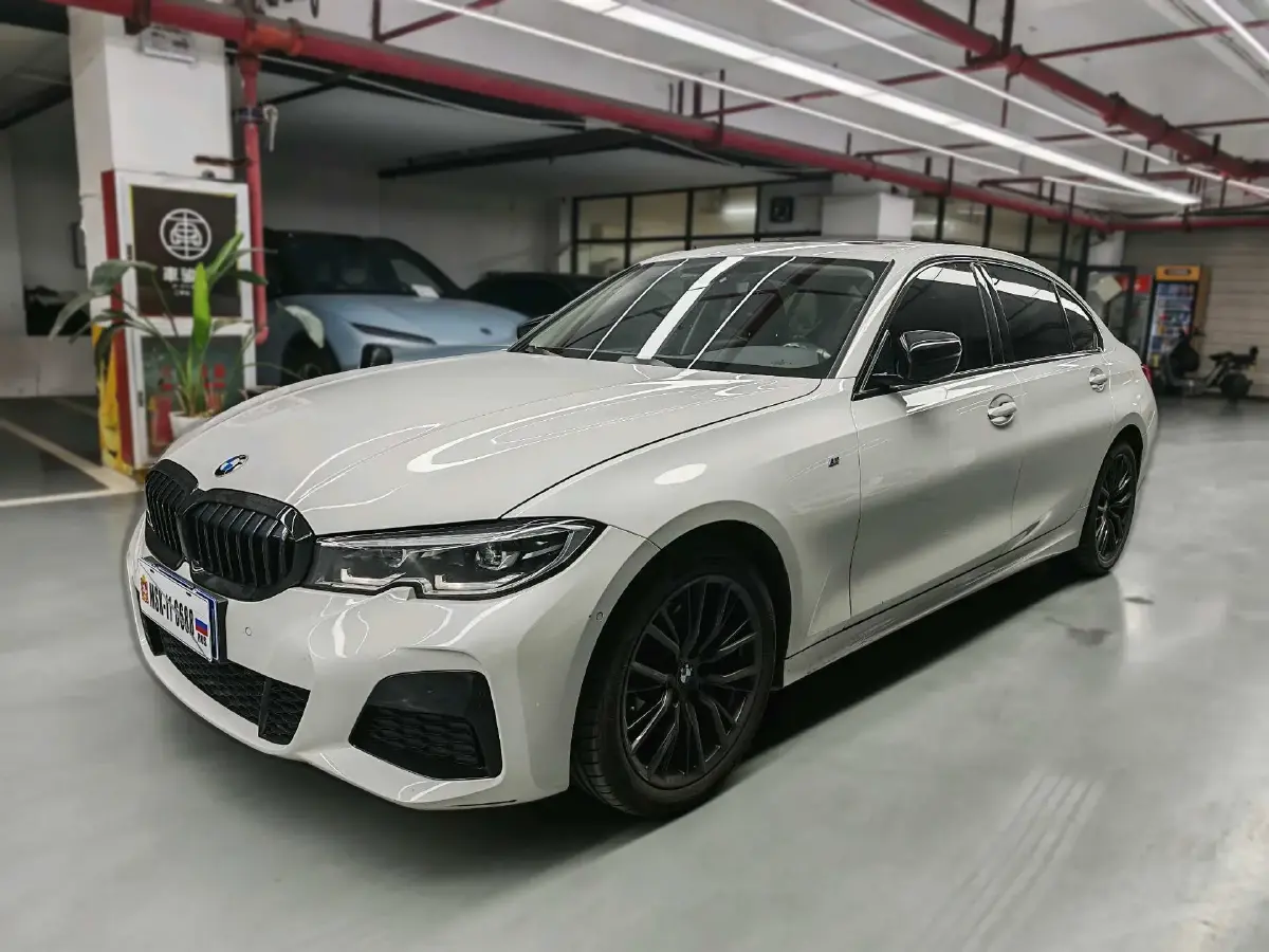 2022 BMW 3 Series 2.0T 184HP L4 8AT