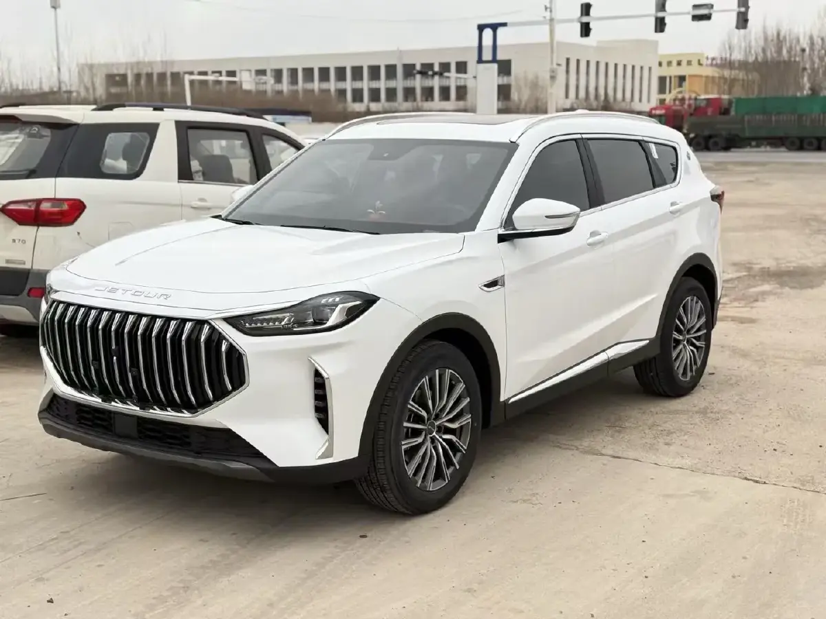 2025 Jetour X70 Plus 1.5T 156HP L4 6MT