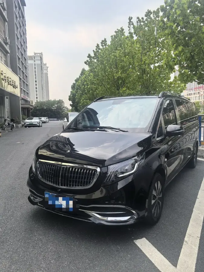 2023 Mercedes-Benz Vito 2.0T 211HP L4 9AT